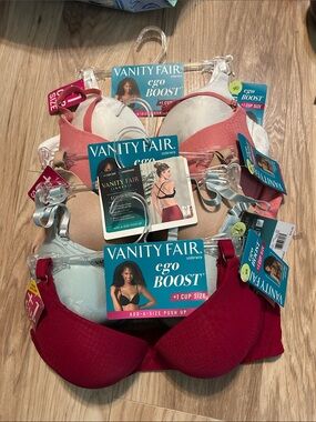 5 Vanity Fair Bras NEW